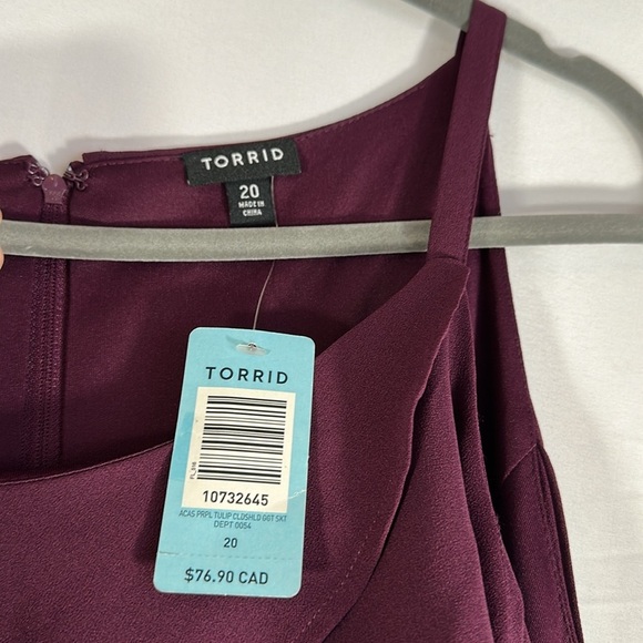 Torrid Purple Tulip Cold Shoulder Georgette Ruffled Dress NWT - Picture 5 of 7